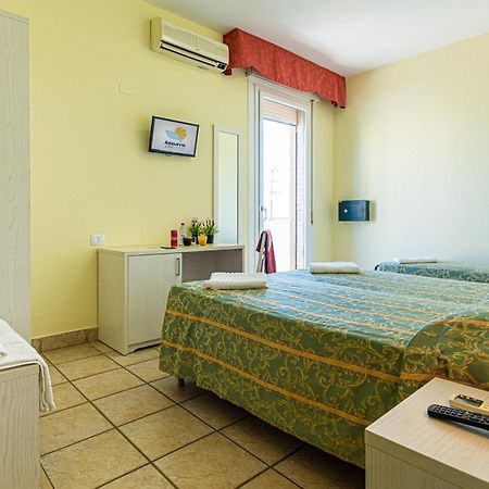 Hotel Marina Beach - Azzurro Club Равенна Екстер'єр фото