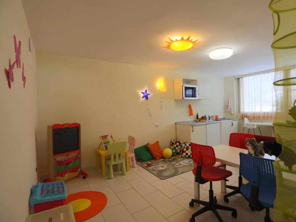 Hotel Marina Beach - Azzurro Club Равенна Екстер'єр фото