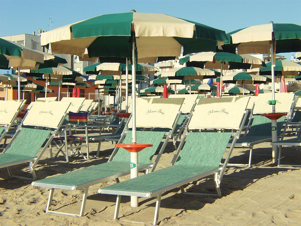 Hotel Marina Beach - Azzurro Club Равенна Екстер'єр фото