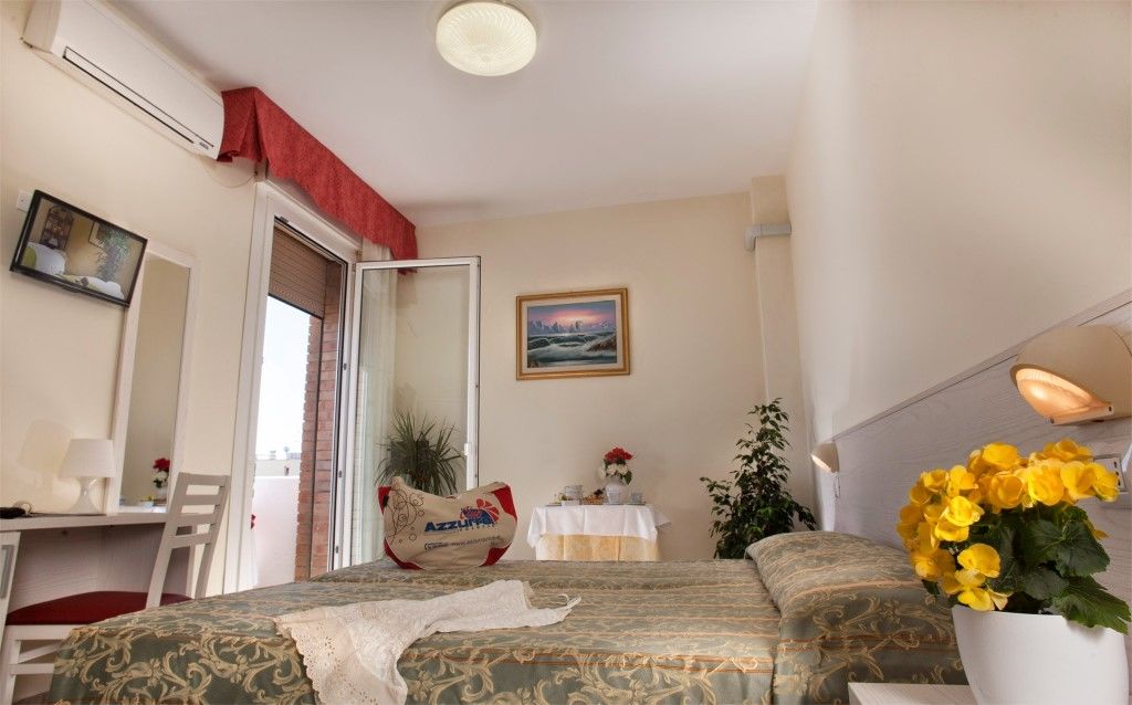 Hotel Marina Beach - Azzurro Club Равенна Екстер'єр фото